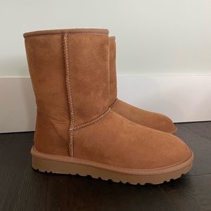 Ugg Womens Classic Short II Boot